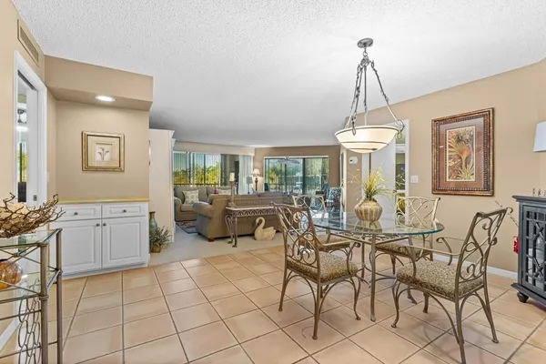 $3,200 | 1815 Mooringline Drive, Unit 2E, Vero Beach, FL 32963