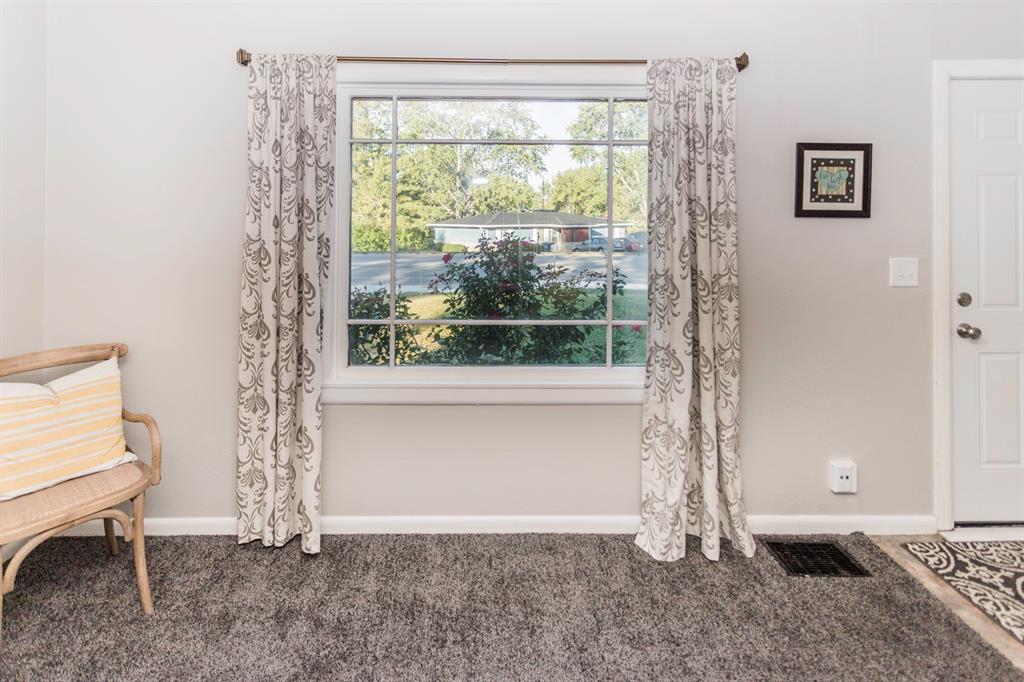 1112 South Nebo Road Muncie, IN 47304 - Photo 11 of 40 Gallery Image 11