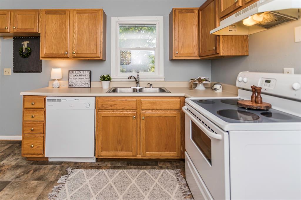 1112 South Nebo Road Muncie, IN 47304 - Photo 19 of 40 Gallery Image 19