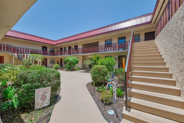 a view of an entryway