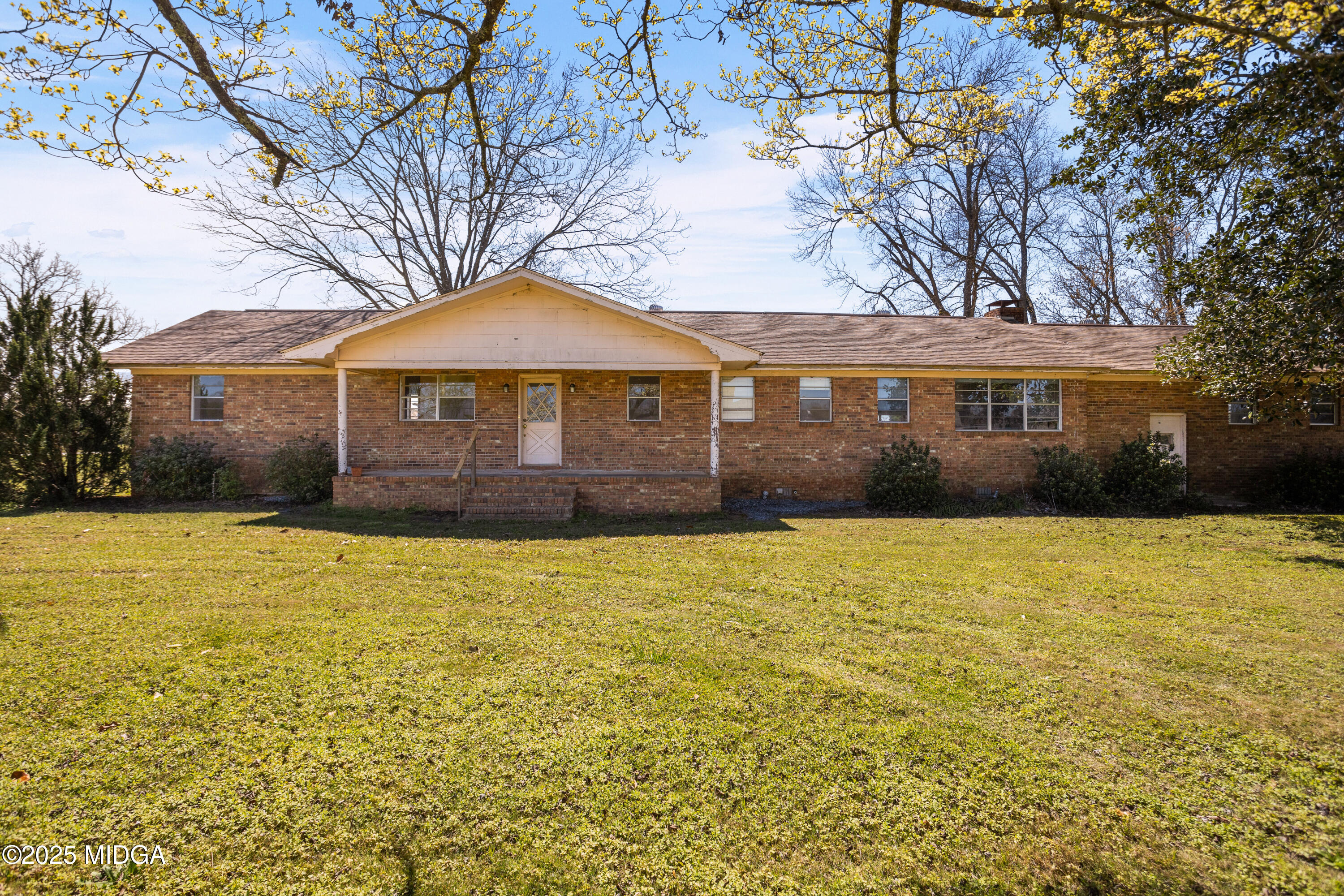346 Cliett Road Byron, GA 31008 - Photo 1 of 37 346 Cliett