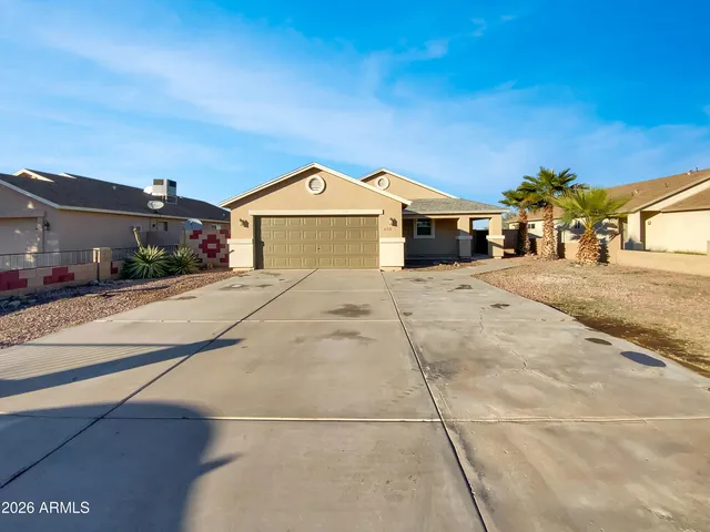 $260,000 | 5132 West Warren Drive, Casa Grande, AZ 85194