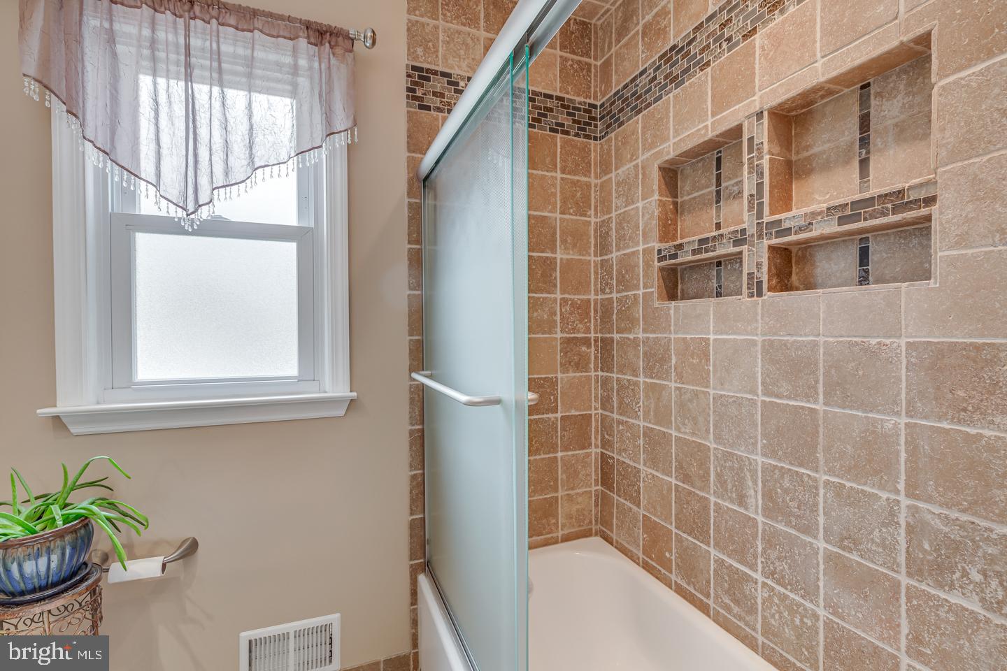 122 McIntosh Road Cherry Hill, NJ 08003 - Photo 21 of 37 Gallery Image 21