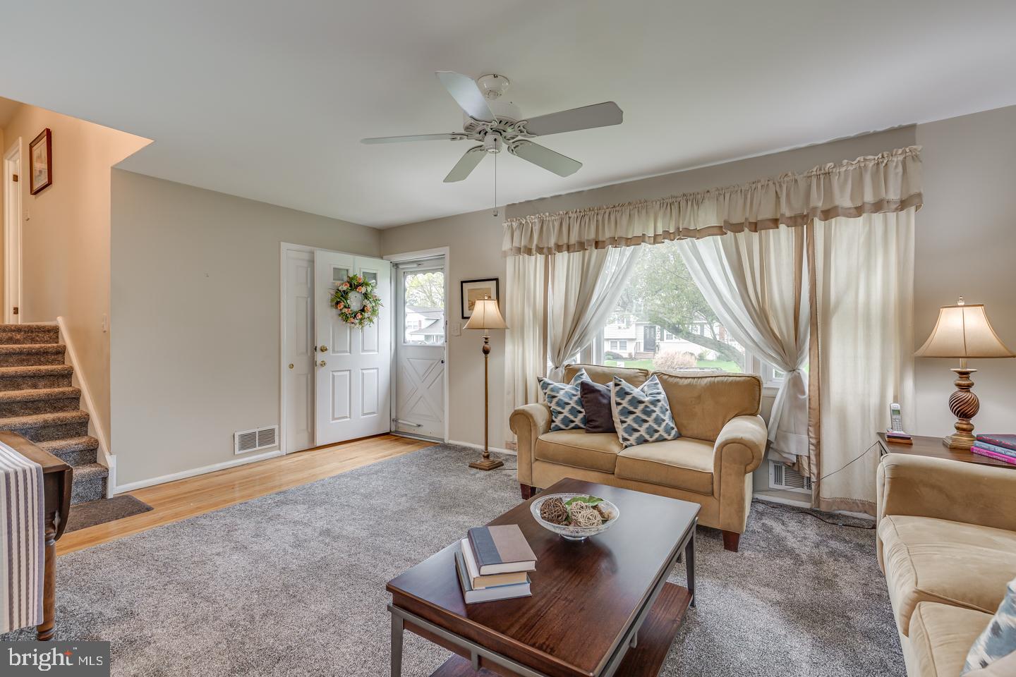122 McIntosh Road Cherry Hill, NJ 08003 - Photo 7 of 37 Gallery Image 7