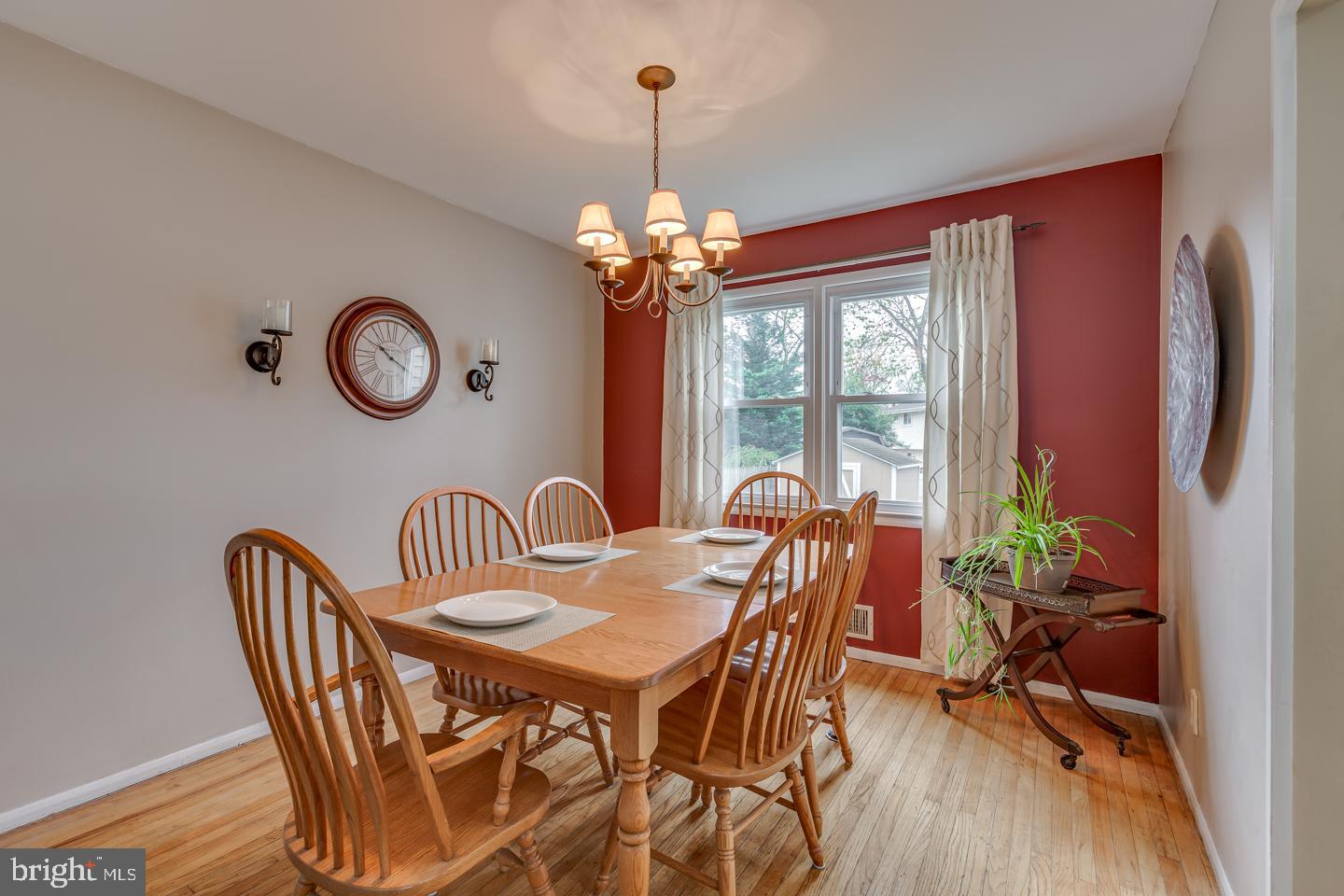 122 McIntosh Road Cherry Hill, NJ 08003 - Photo 8 of 37 Gallery Image 8