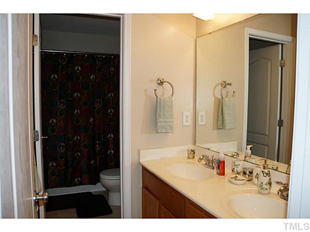 2809 Orchard Trace Way Raleigh, NC 27610 - Photo 21 of 22 Gallery Image 21