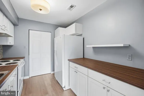 $160,000 | 804 Timber Creek Road, Lindenwold, NJ 08021