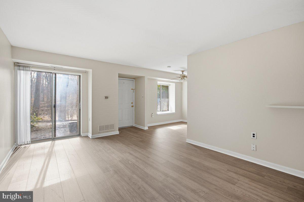 804 Timber Creek Road Lindenwold, NJ 08021 - Photo 4 of 20