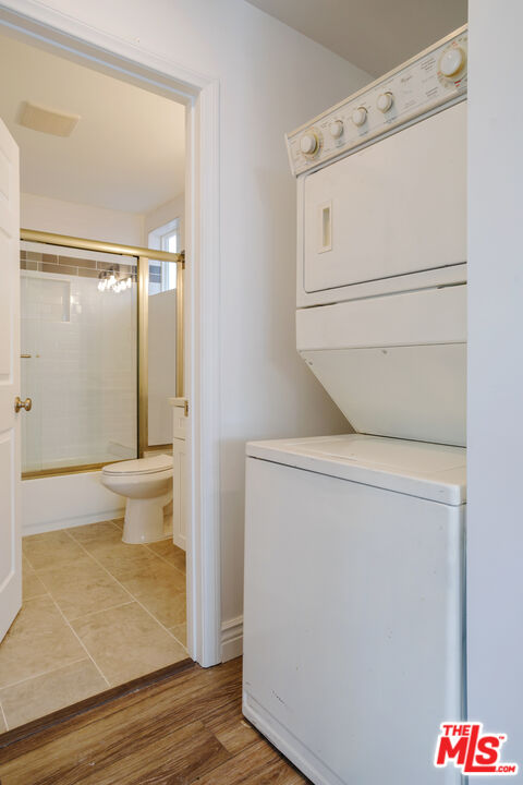 1789 1/2 Atchison Street Pasadena, CA 91104 - Photo 19 of 21 a bathroom with a toilet and a shower