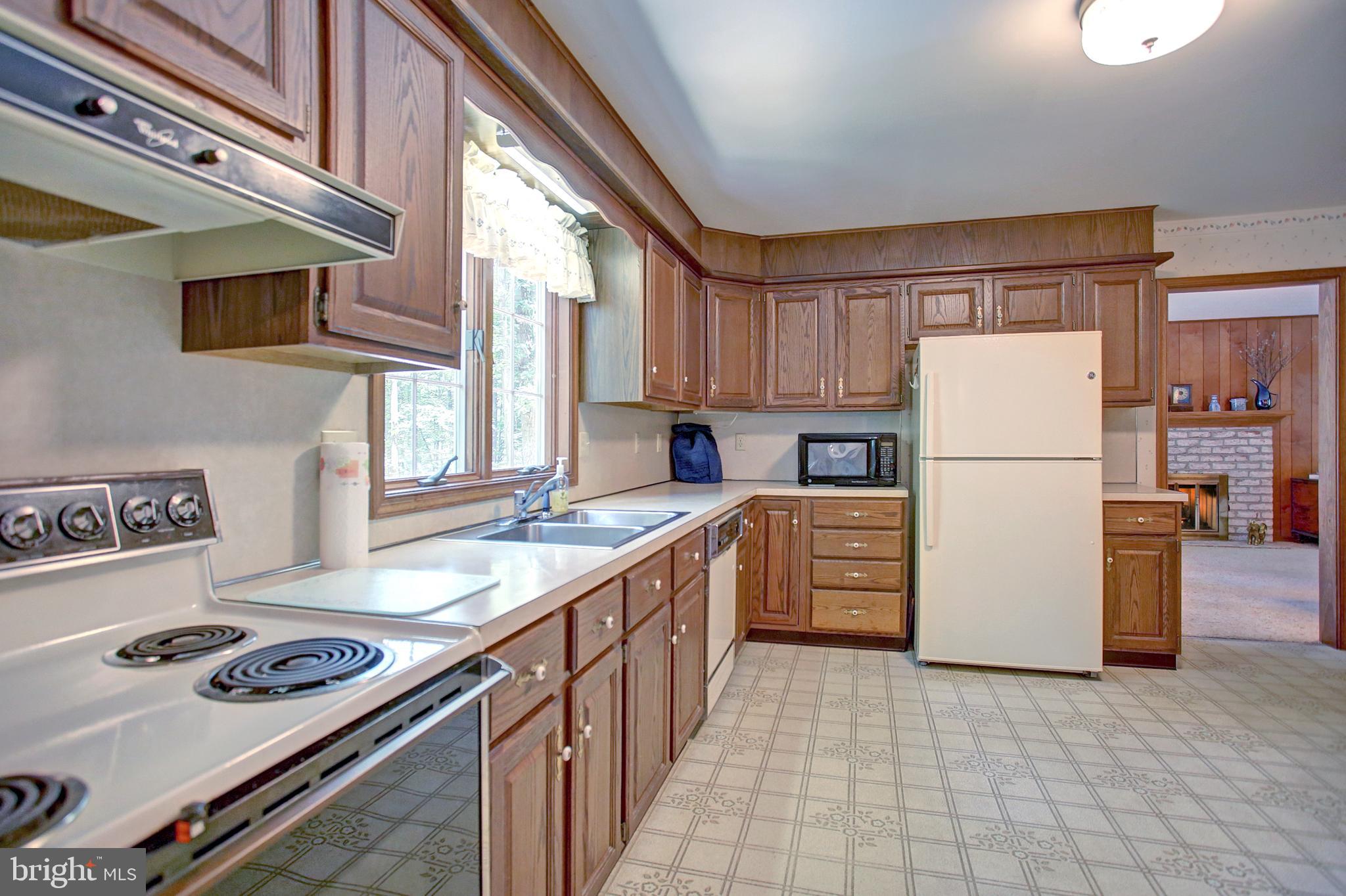 579 Spring Lane Boiling Springs, PA 17007 - Photo 12 of 46 Gallery Image 12