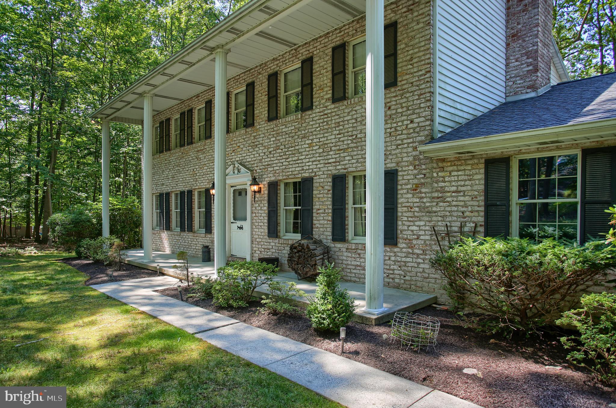 579 Spring Lane Boiling Springs, PA 17007 - Photo 3 of 46 Gallery Image 3
