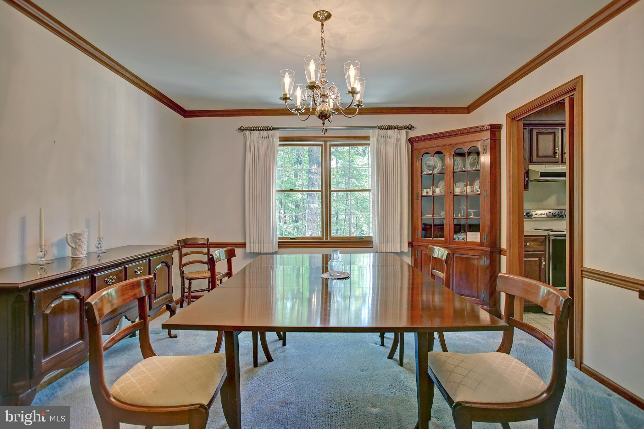 579 Spring Lane Boiling Springs, PA 17007 - Photo 10 of 46 Gallery Image 10