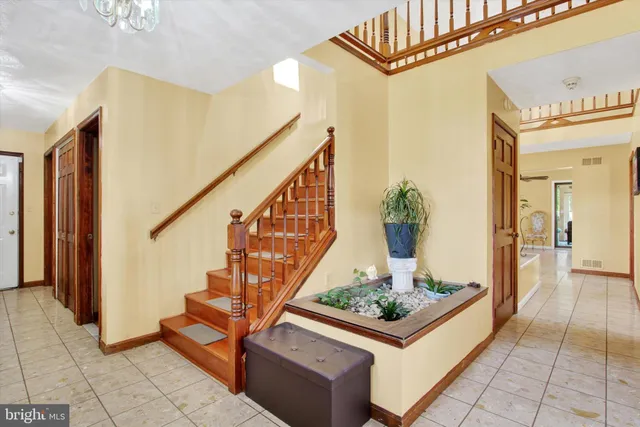 $655,000 | 5297 Lincoln Highway West, York, PA 17408