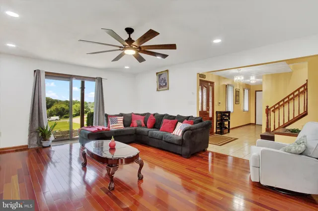 $655,000 | 5297 Lincoln Highway West, York, PA 17408