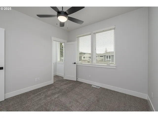 $812,900 | 15216 South E Towers Terrace, Milwaukie, OR 97267