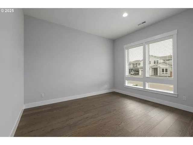 $812,900 | 15216 South E Towers Terrace, Milwaukie, OR 97267