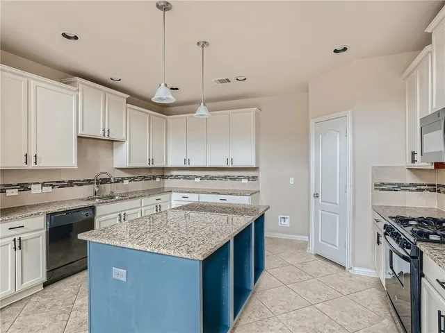 $2,495 | 19729 Abigail Way, Pflugerville, TX 78660