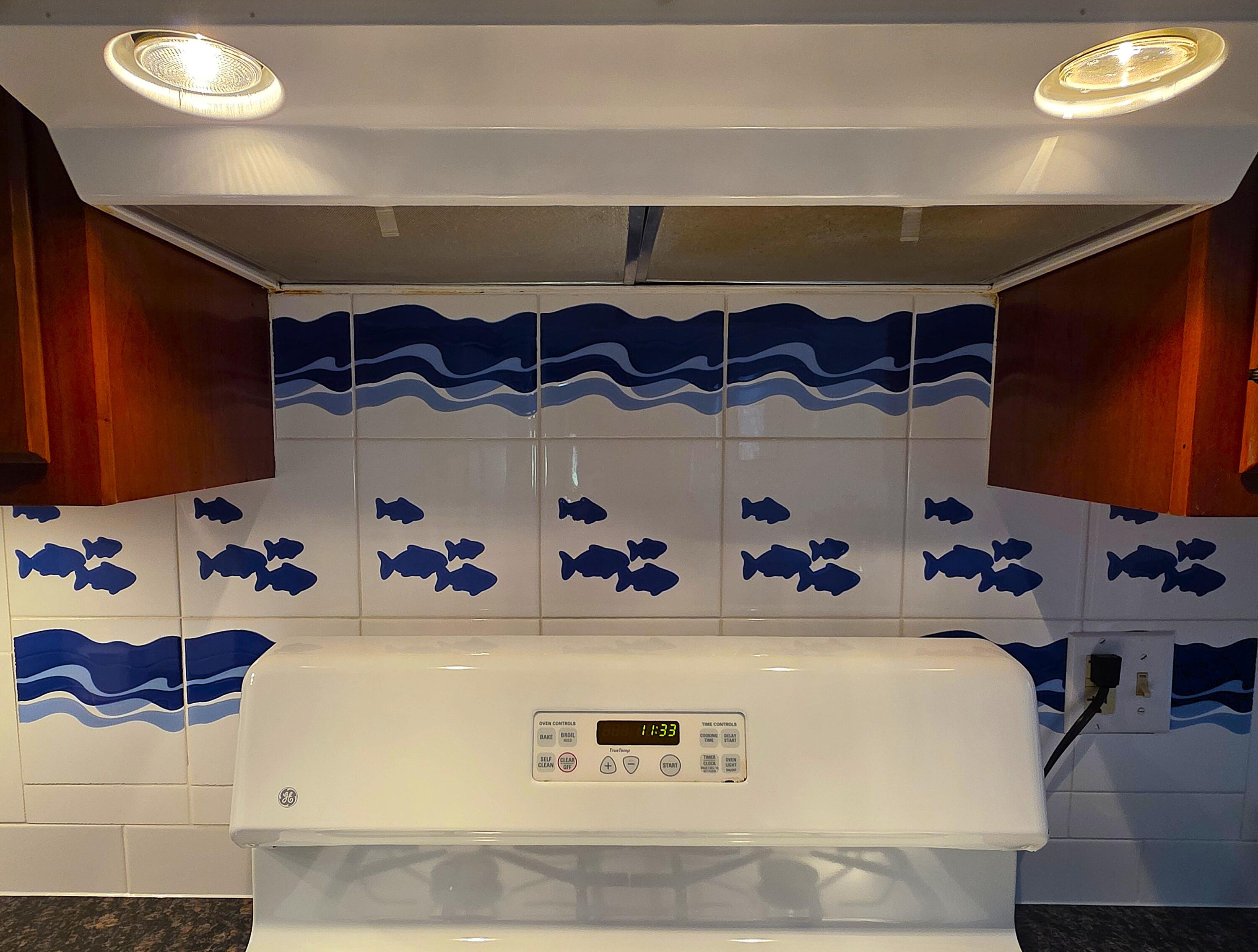 116 Fletcher Street Kennebunk, ME 04043 - Photo 20 of 61 20250418_113541