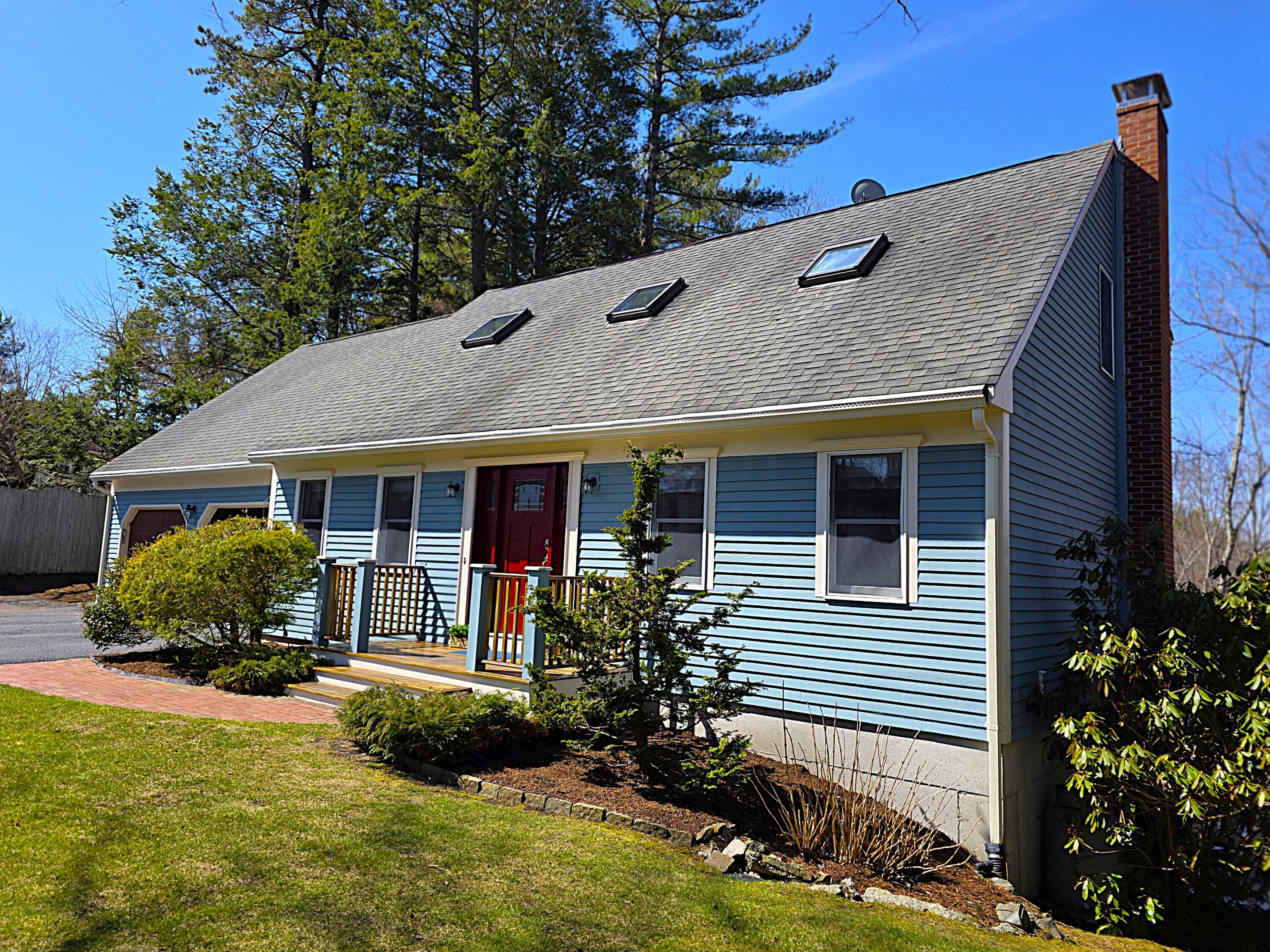 116 Fletcher Street Kennebunk, ME 04043 - Photo 4 of 61 20250418_104912