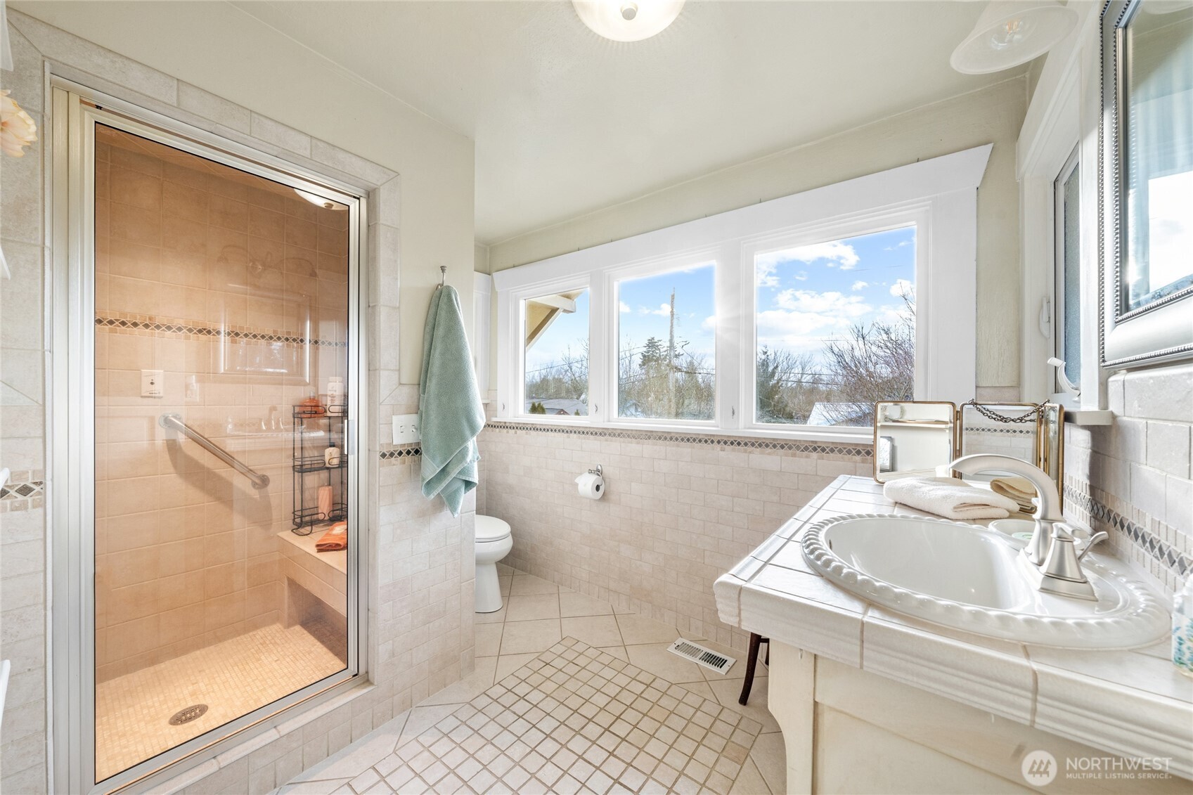 734 Sumner Avenue Sumner, WA 98390 - Photo 28 of 40 Gallery Image 28