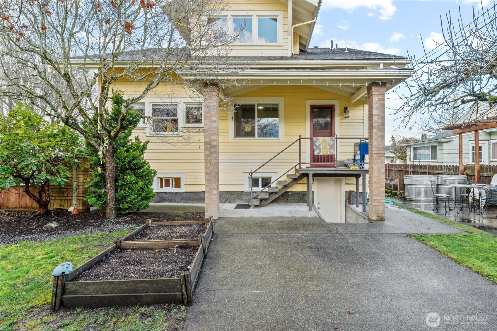 734 Sumner Avenue Sumner, WA 98390 - Photo 9 of 40 Gallery Image 9