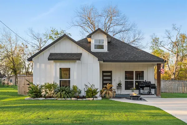 $200,000 | 600 Pickett Street, Commerce, TX 75428