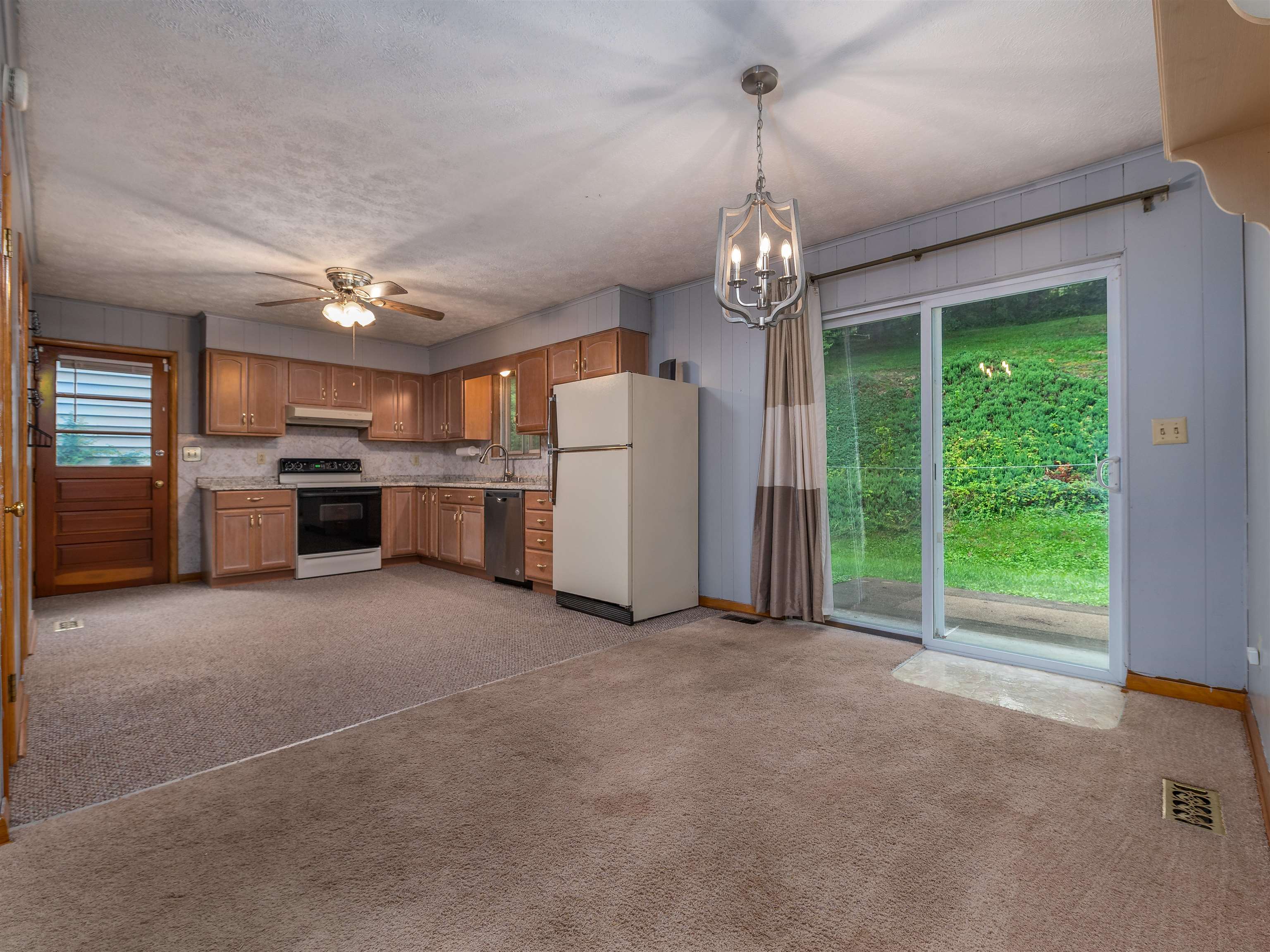 2826 Saltwell Road Huntington, WV 25705 - Photo 11 of 24 Gallery Image 11