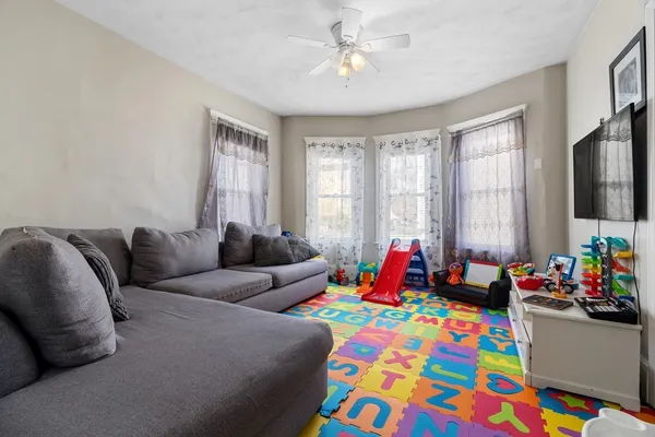 $799,000 | 16 Fairview Terrace, Malden, MA 02148