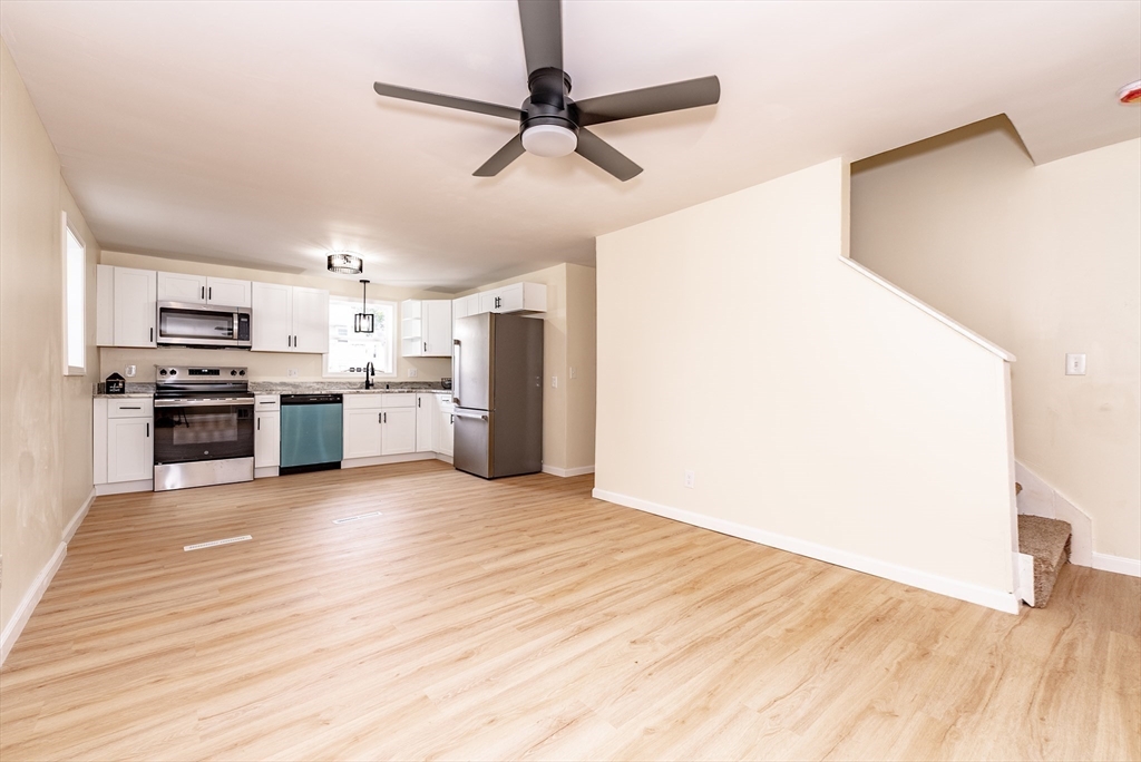 103 Santa Barbara Street Springfield, MA 01104 - Photo 7 of 27 Gallery Image 7