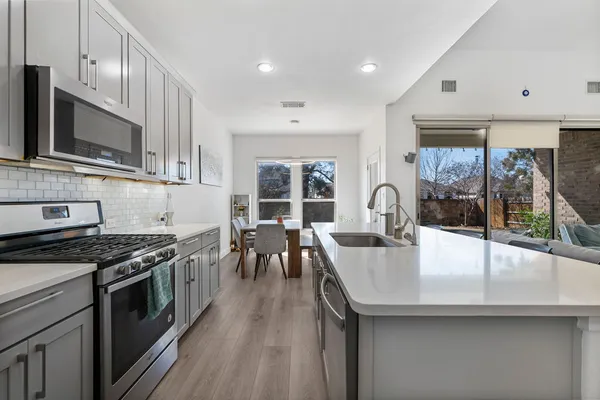 $2,995 | 909 Zacarias Drive, Leander, TX 78641