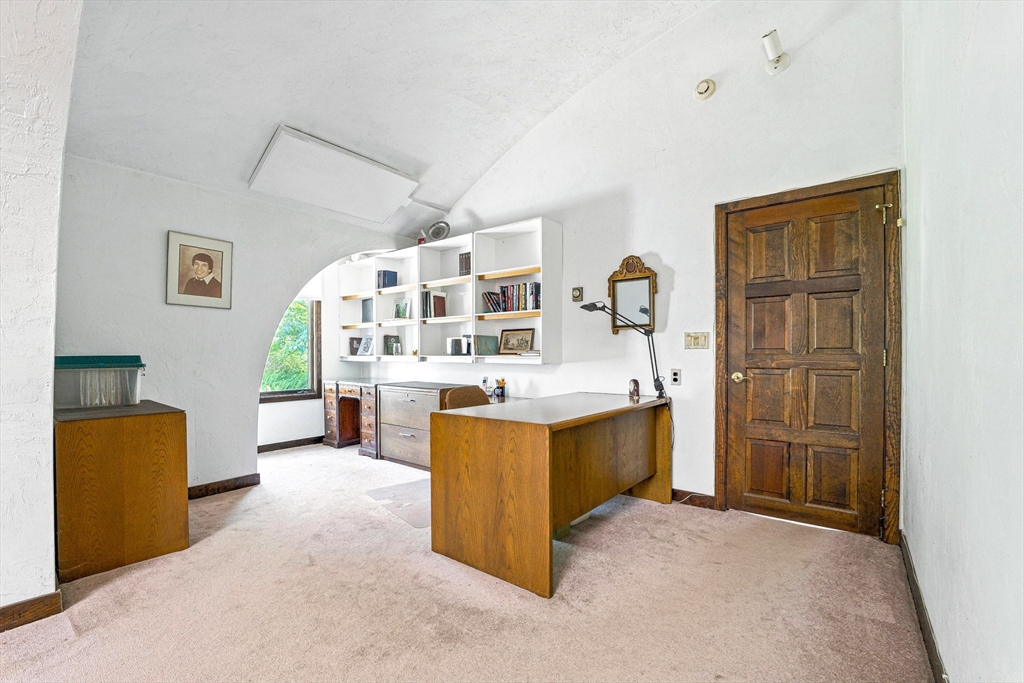 182 County Road Plympton, MA 02367 - Photo 14 of 35