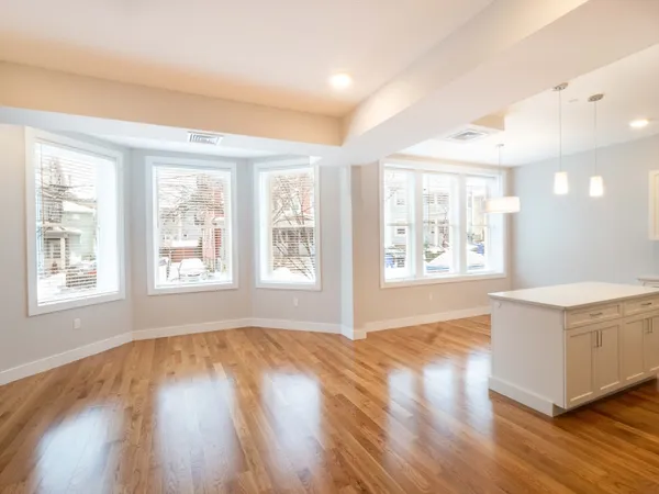 $7,000 | 142 Coolidge Street, Unit 2, Brookline, MA 02446