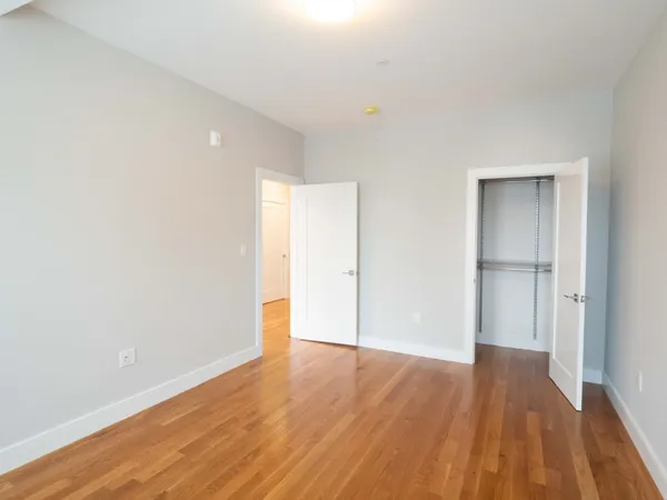 $7,000 | 142 Coolidge Street, Unit 3, Brookline, MA 02446