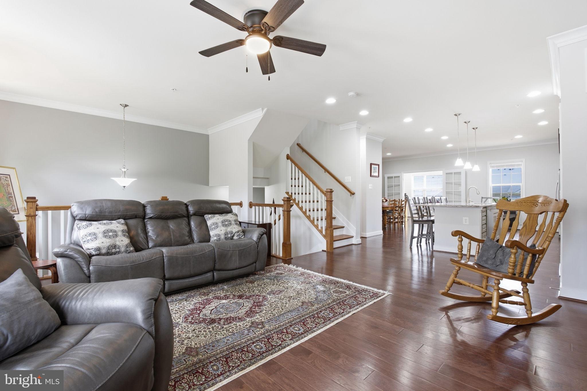 119 Admirals Ridge Drive Arnold, MD 21012 - Photo 4 of 39 Living Room