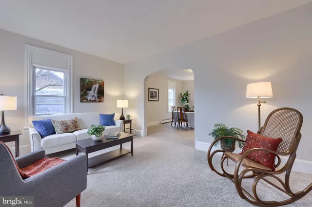 $239,900 | 131 South Pear Street, Boyertown, PA 19512