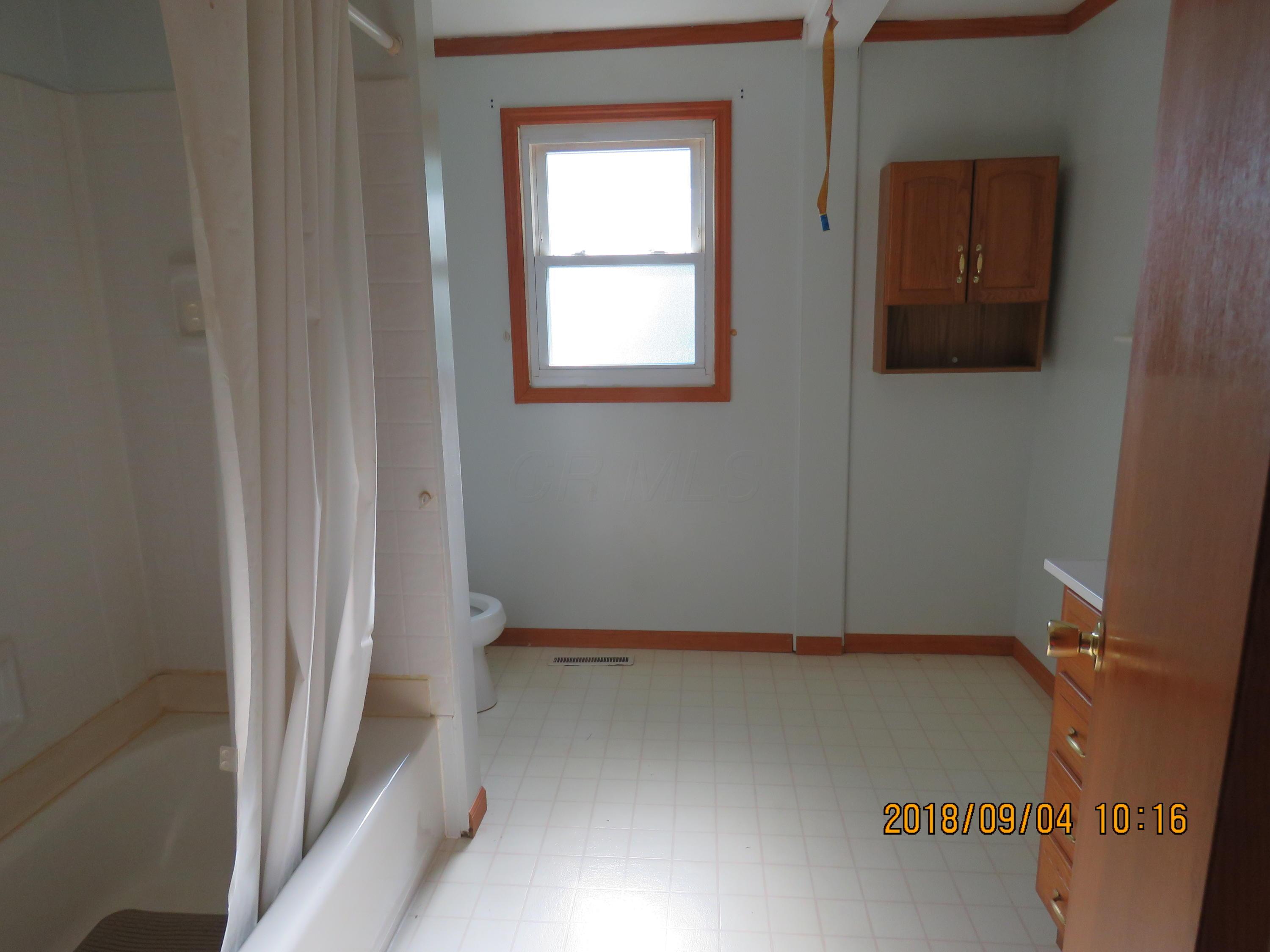 30169 Stage Coach Road Logan, OH 43138 - Photo 10 of 24 Gallery Image 10