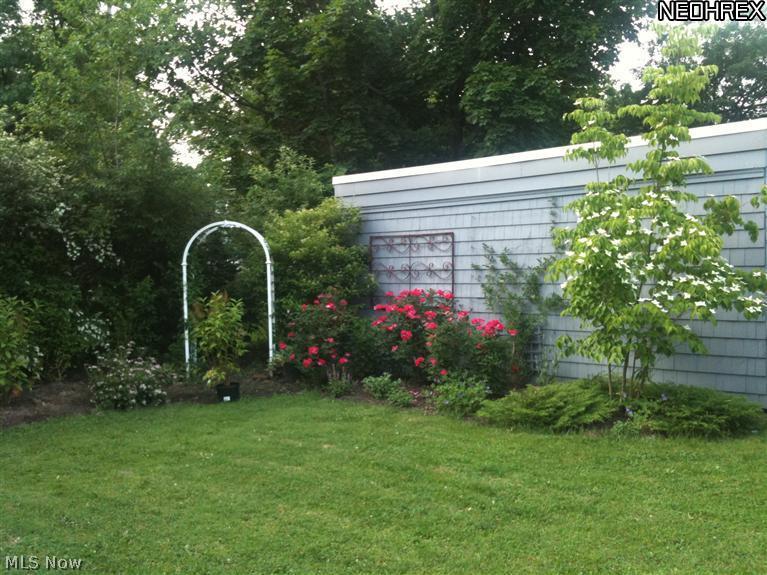 3273 Chadbourne Road Cleveland, OH 44120 - Photo 22 of 25 Garage Area landsdcaping