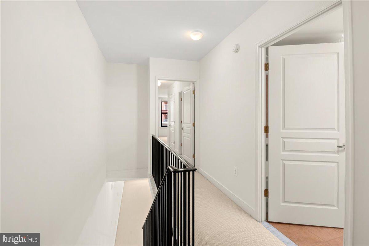 616 E Street Northwest, Unit 455 Washington, DC 20004 - Photo 17 of 75 Open Concept makes for a Light & Bright Space