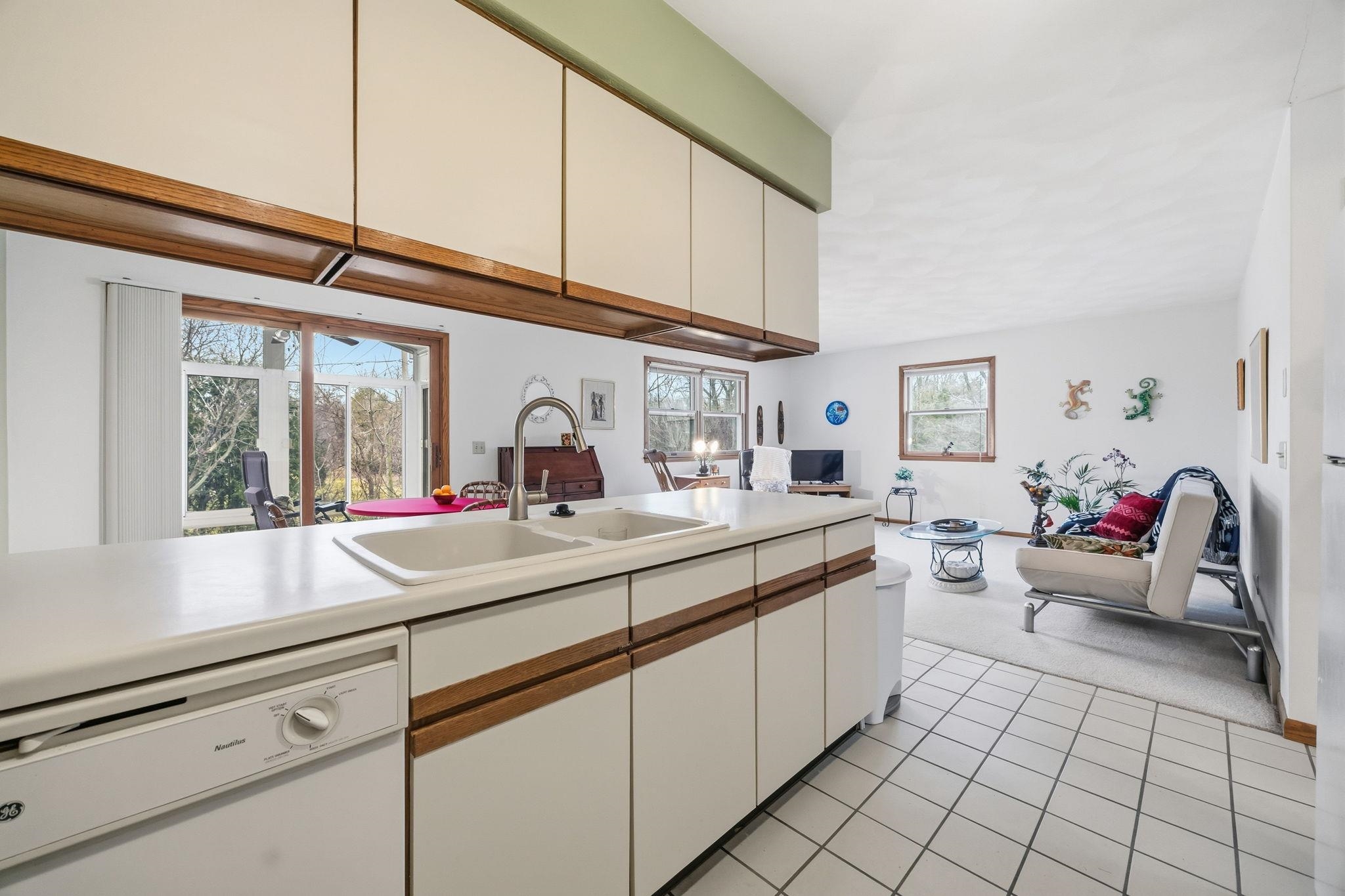 425 North Wright Road Janesville, WI 53546 - Photo 19 of 53