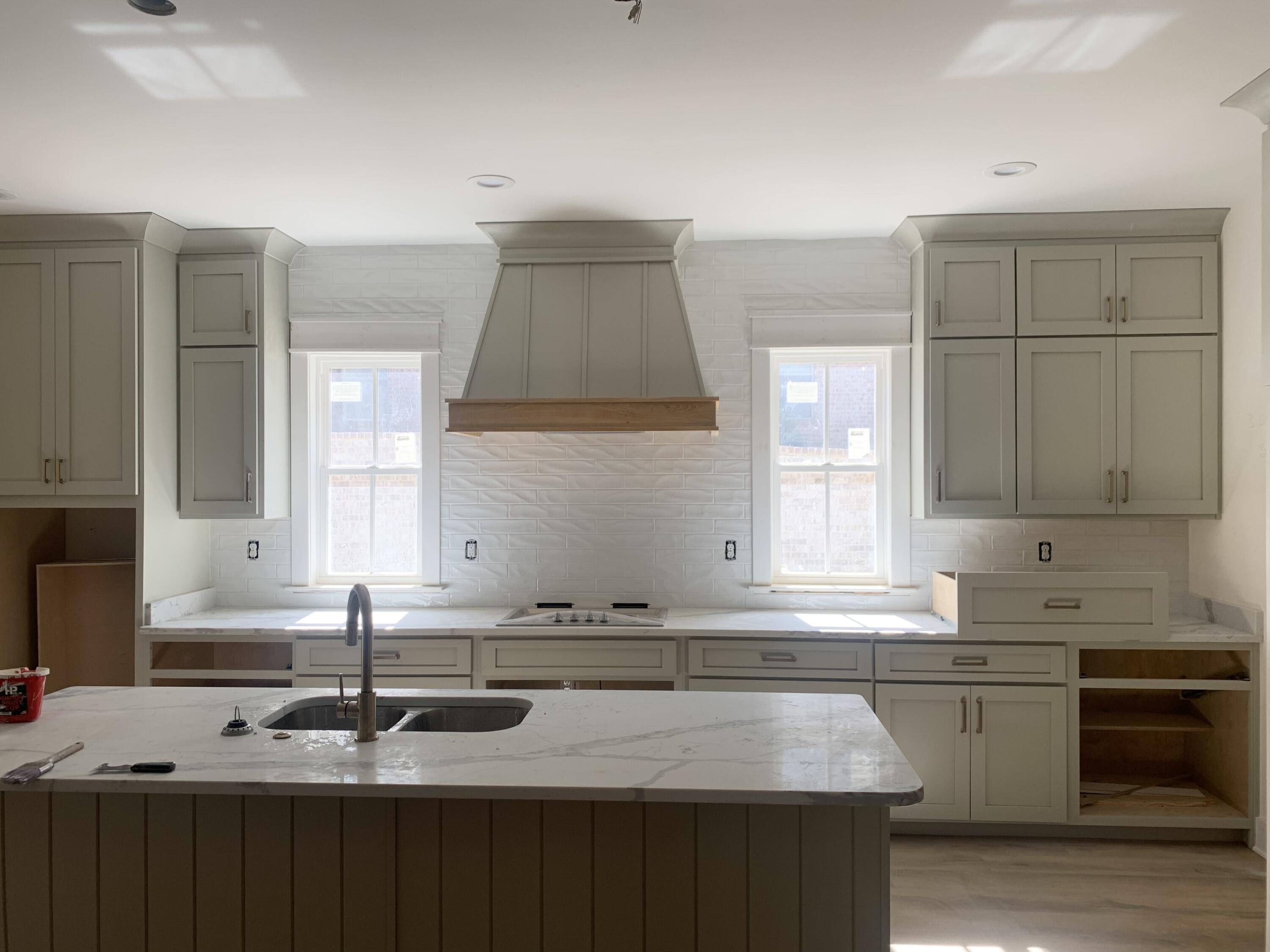 1394 Stone Gate Drive Hernando, MS 38632 - Photo 3 of 20 23B6998E-C863-4E2B-93EF-5CDAE1DD237C