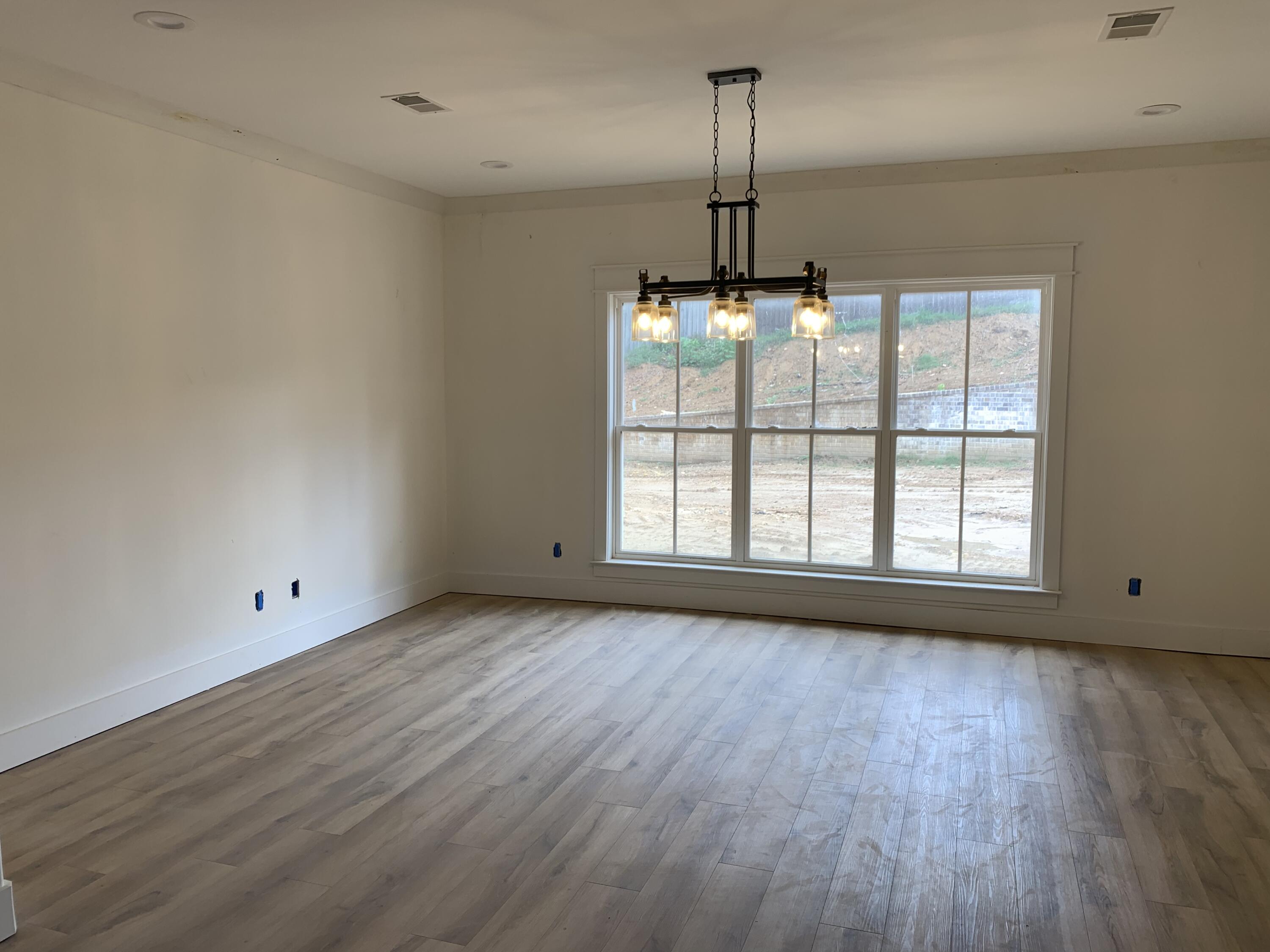 1394 Stone Gate Drive Hernando, MS 38632 - Photo 4 of 20 189CF58C-3646-4BE6-BFEA-575D6C99C660