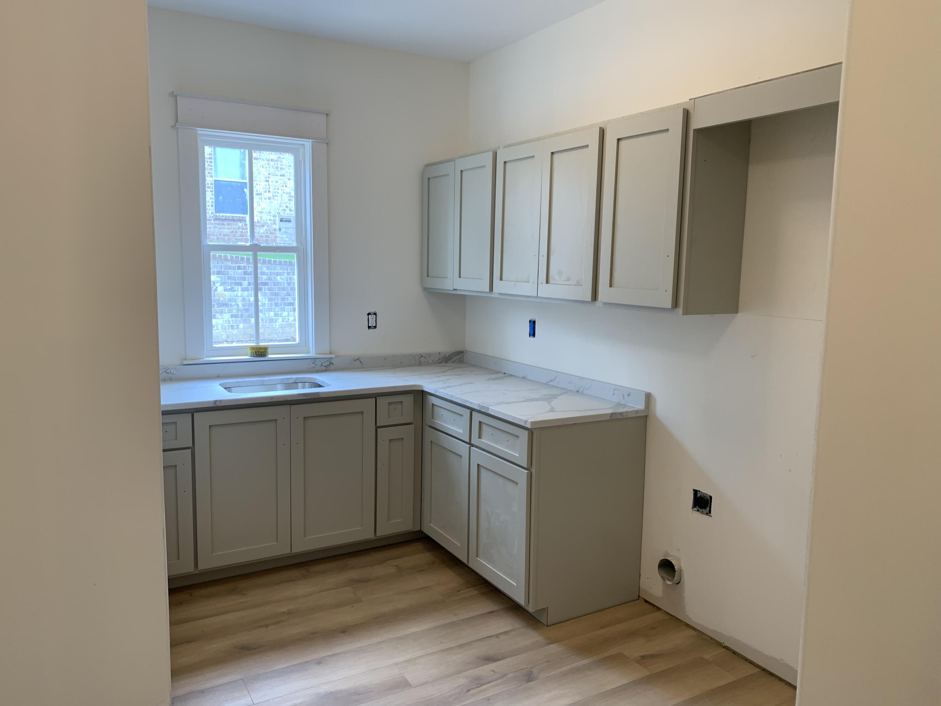 1394 Stone Gate Drive Hernando, MS 38632 - Photo 6 of 20 B6E83FC2-F608-4B0F-8FF7-137623F0E18A