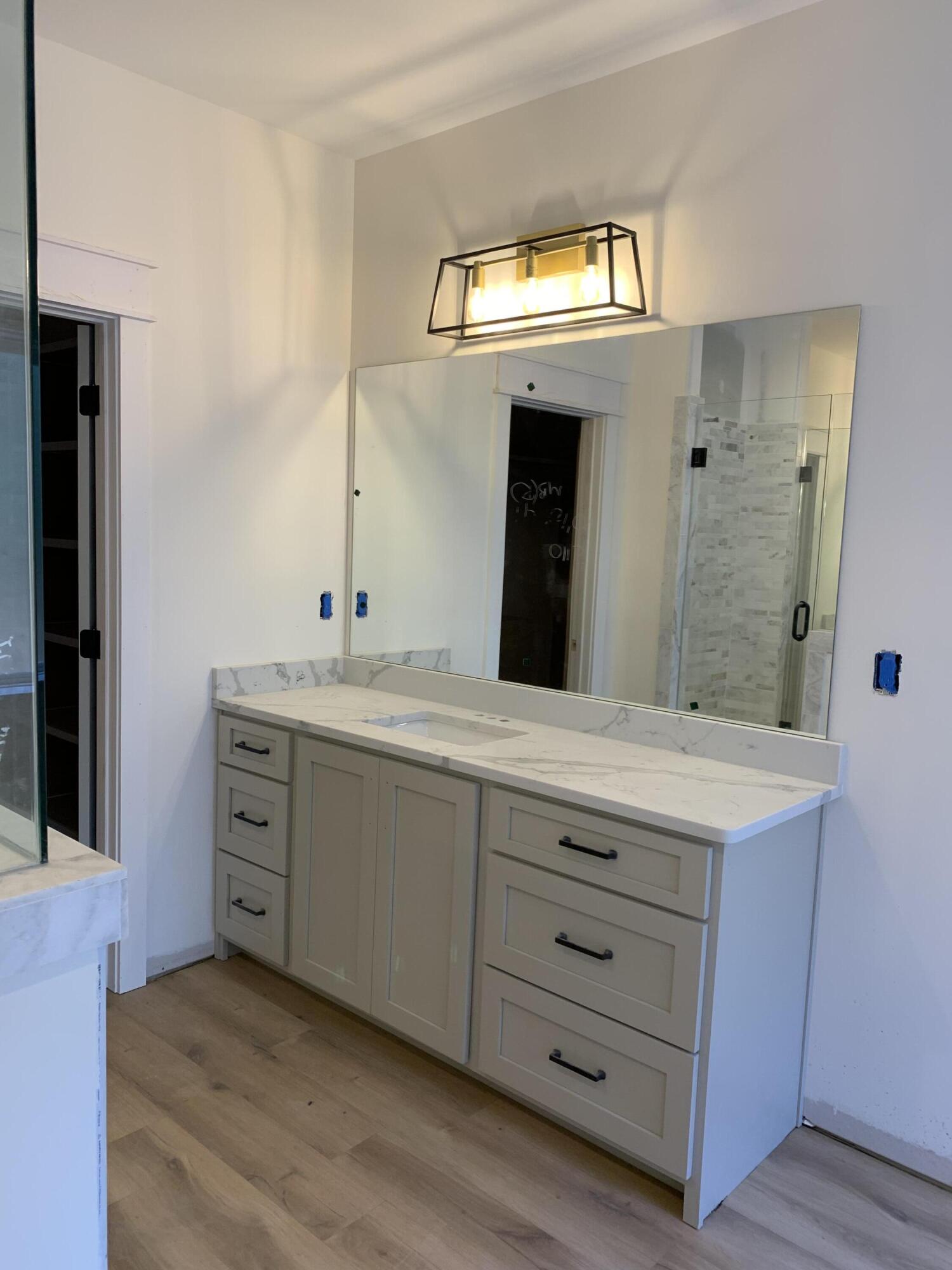 1394 Stone Gate Drive Hernando, MS 38632 - Photo 9 of 20 553A7E29-9133-4C3E-AAD1-AD75E8615CBD