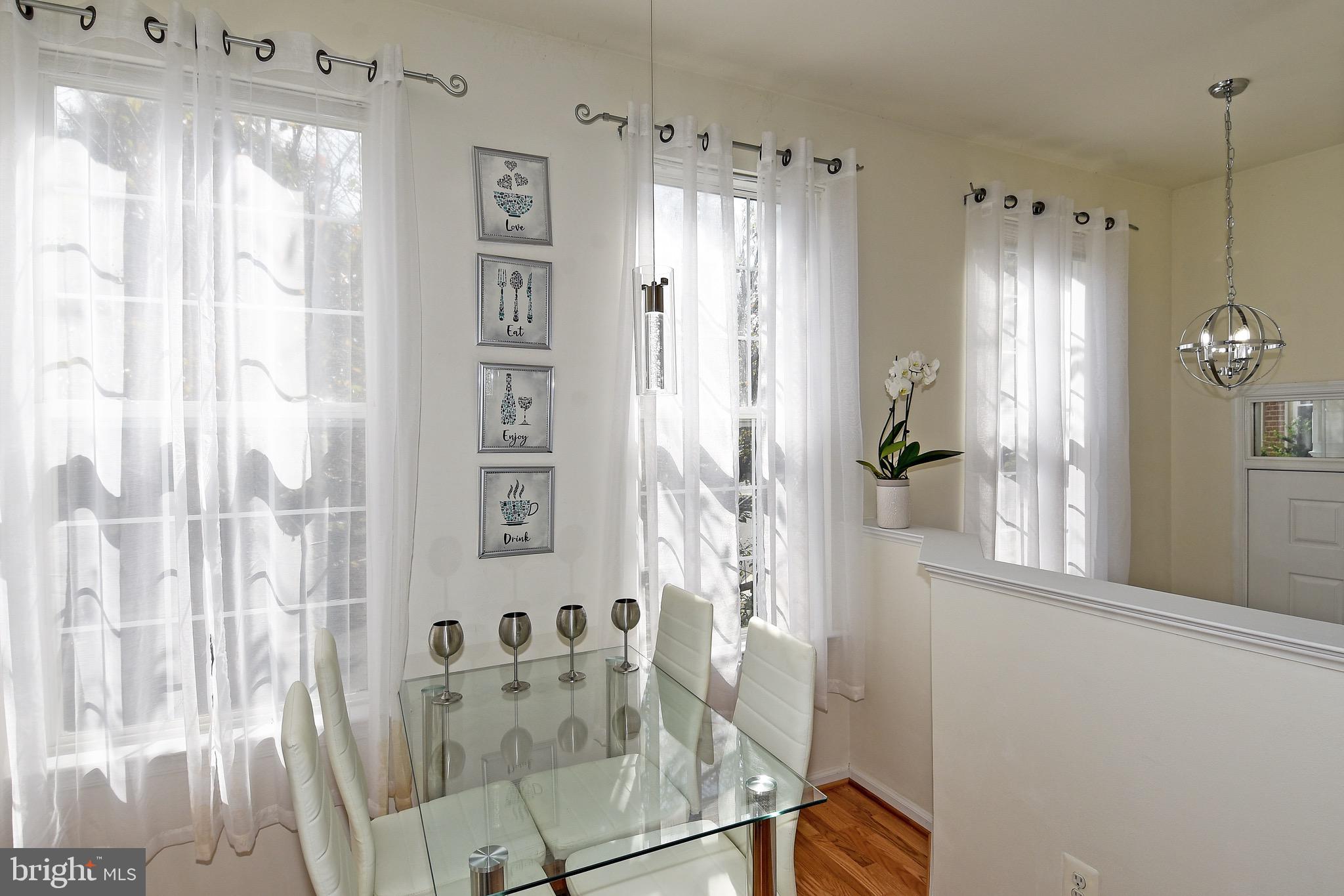 11438 Heritage Commons Way Reston, VA 20194 - Photo 7 of 35 Breakfast Nook
