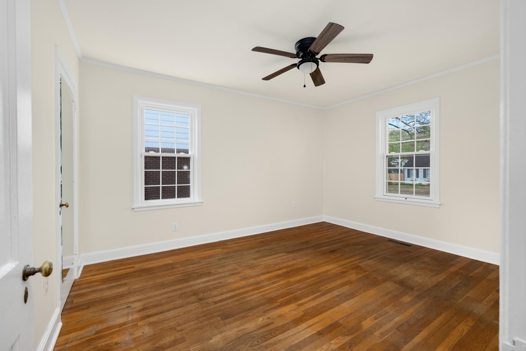22 North Humes Street Memphis, TN 38111 - Photo 17 of 23 a view of a livingroom with a ceiling fan and window