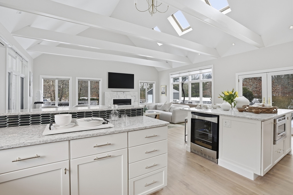 471 West Tisbury Road Edgartown, MA 02539 - Photo 11 of 31