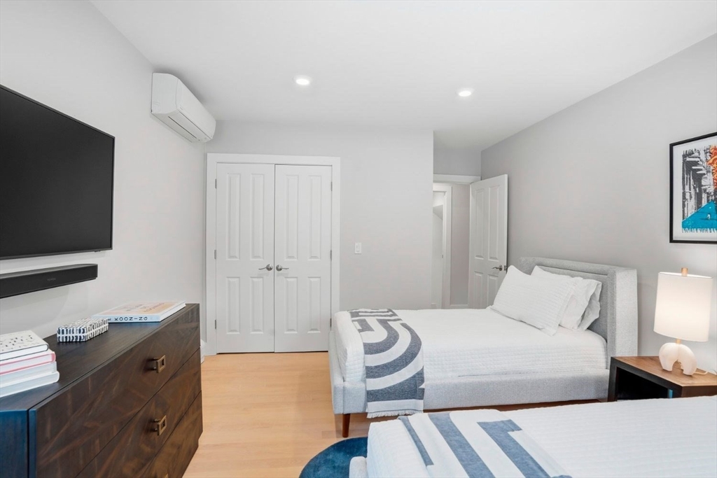 471 West Tisbury Road Edgartown, MA 02539 - Photo 19 of 31