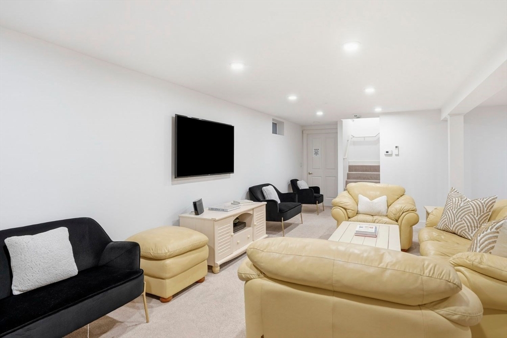 471 West Tisbury Road Edgartown, MA 02539 - Photo 24 of 31