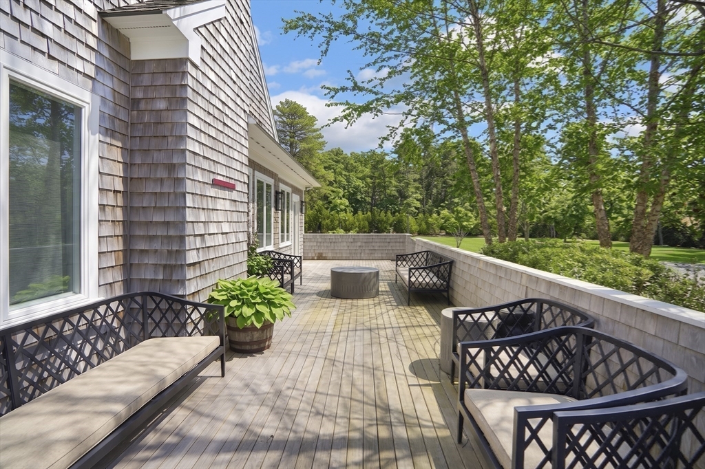 471 West Tisbury Road Edgartown, MA 02539 - Photo 29 of 31