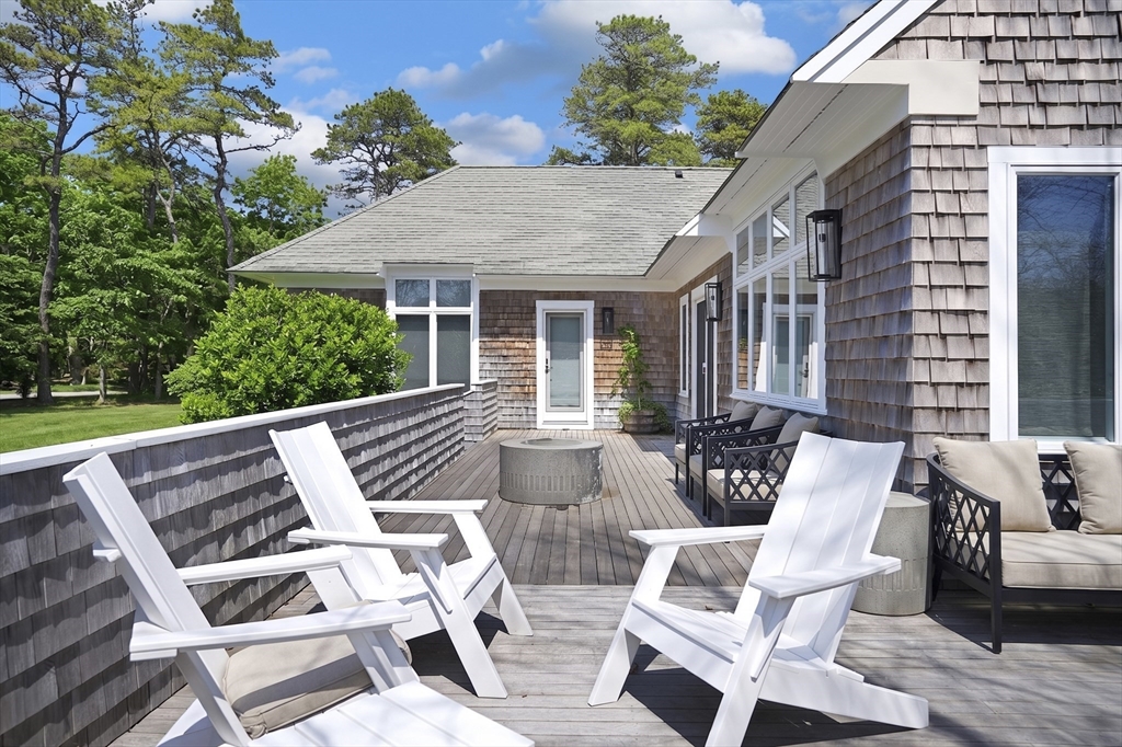 471 West Tisbury Road Edgartown, MA 02539 - Photo 3 of 31